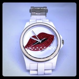 Marc by Marc Jacobs Red Lips Riviera watch 💋